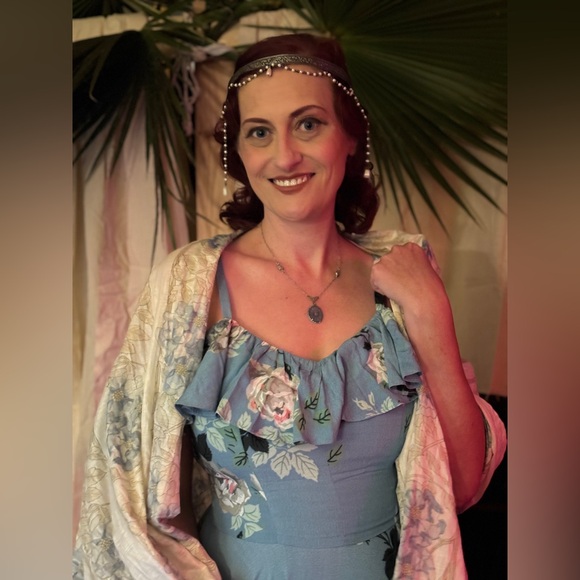 Meet your Posher, Dawn - Picture 3 of 12